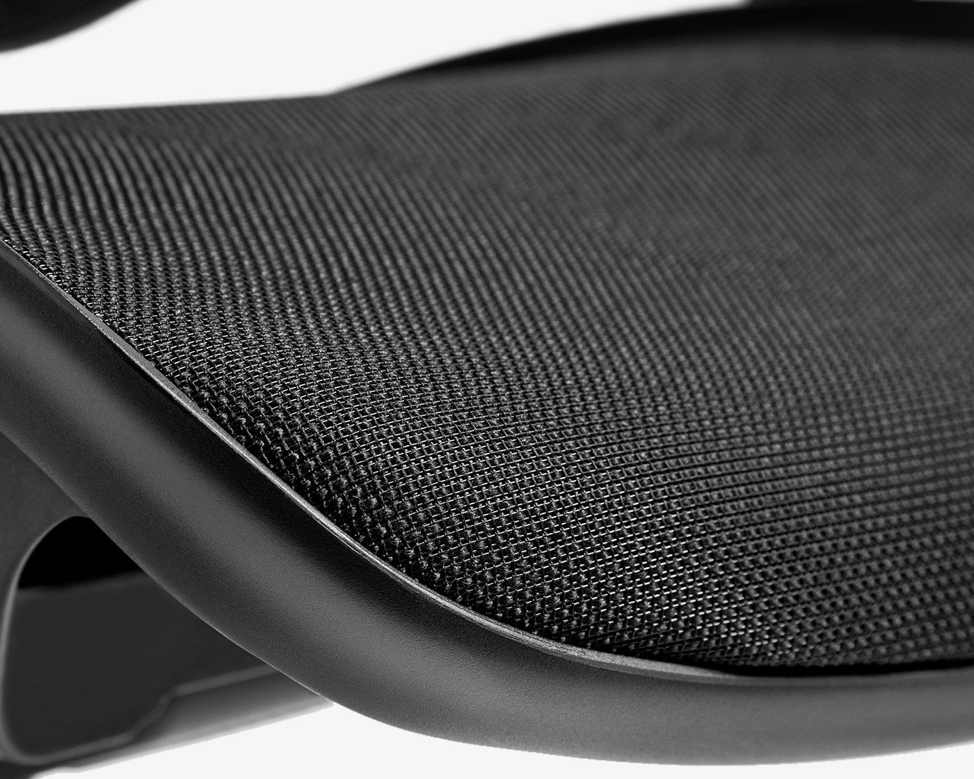 what is the benefit of a ergonomic mesh chair