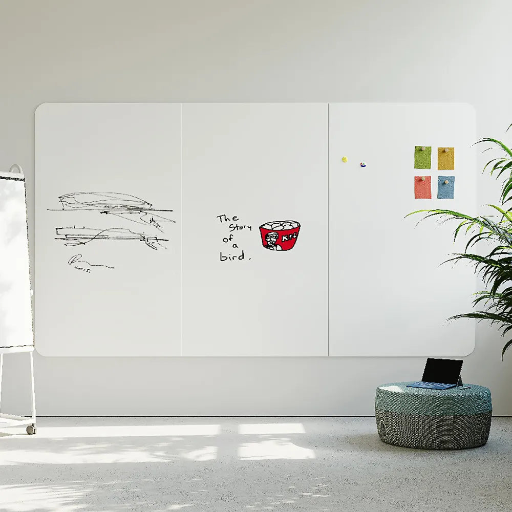 Flujo WriteDeck frameless panel design showcasing seamless connections for a clean and unified aesthetic.