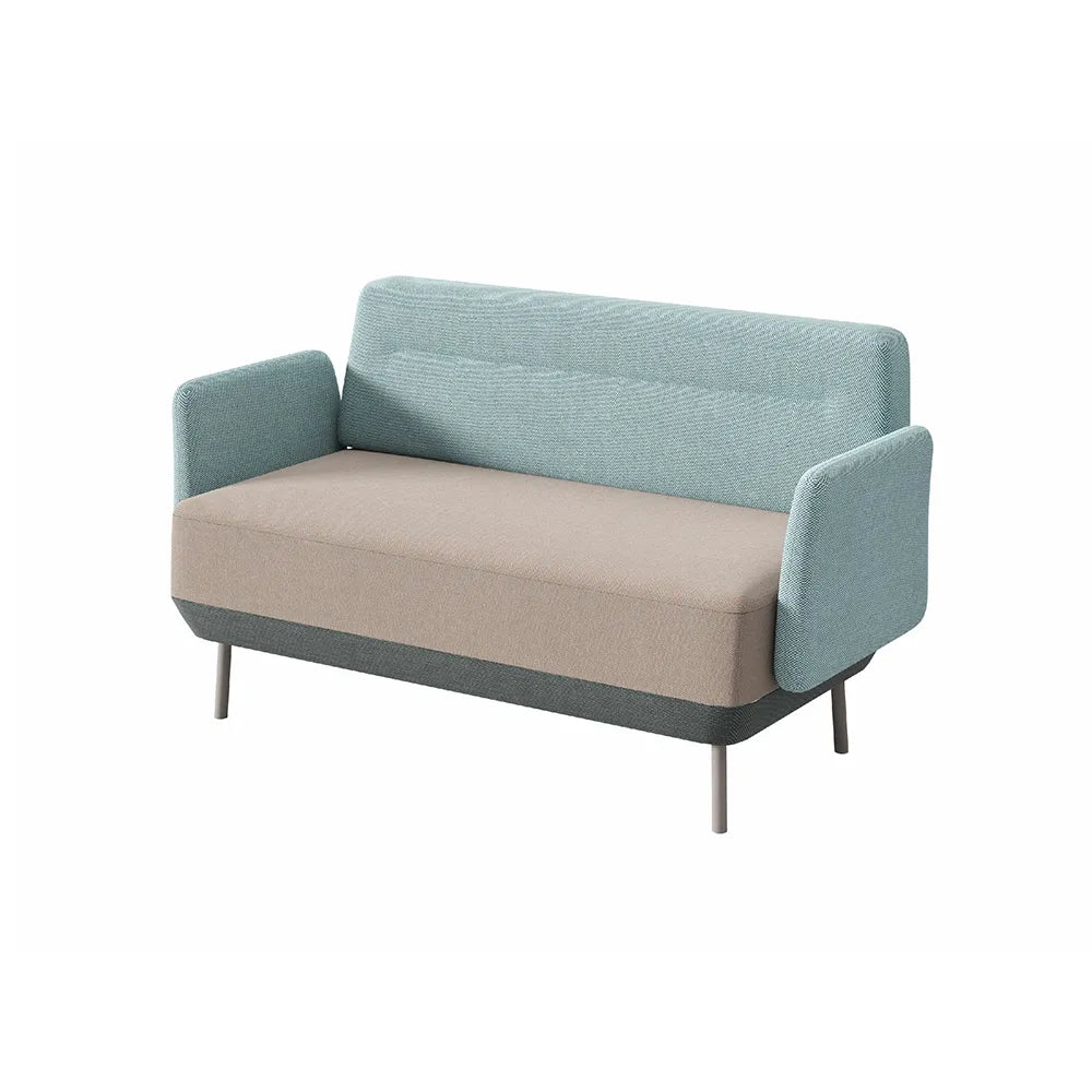 Flujo Märta two-seater sofa in Singapore, ideal for collaborative workspaces.